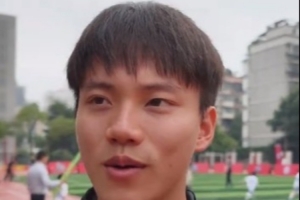 U17国足球员徐正鹏：希望早点上武汉三镇一线队，大学想读华科